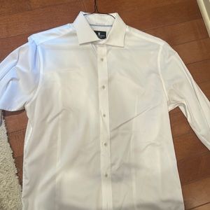 Psycho Bunny 15.5 32/33. Worn once. Straight from dry cleaner.